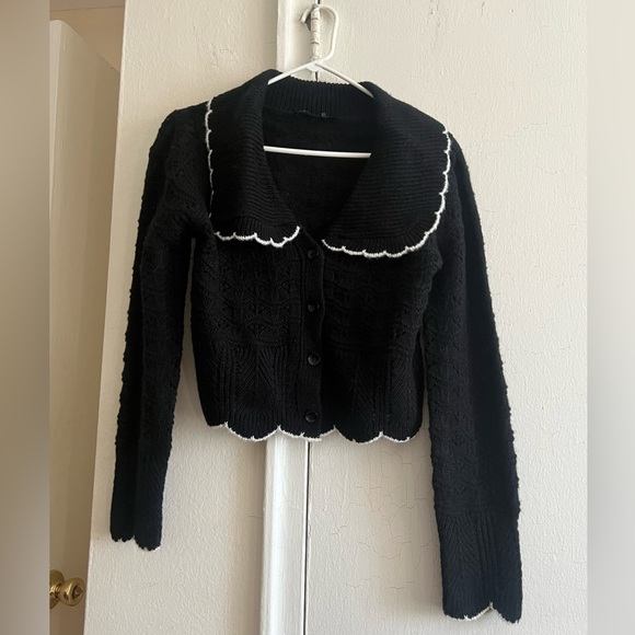 Endless Rose Scallop Collared Trim Knit Cardigan - Picture 6 of 7